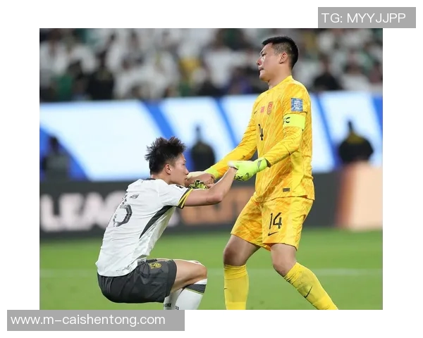 中国足球队队长最新动态及其在球队中的重要角色分析